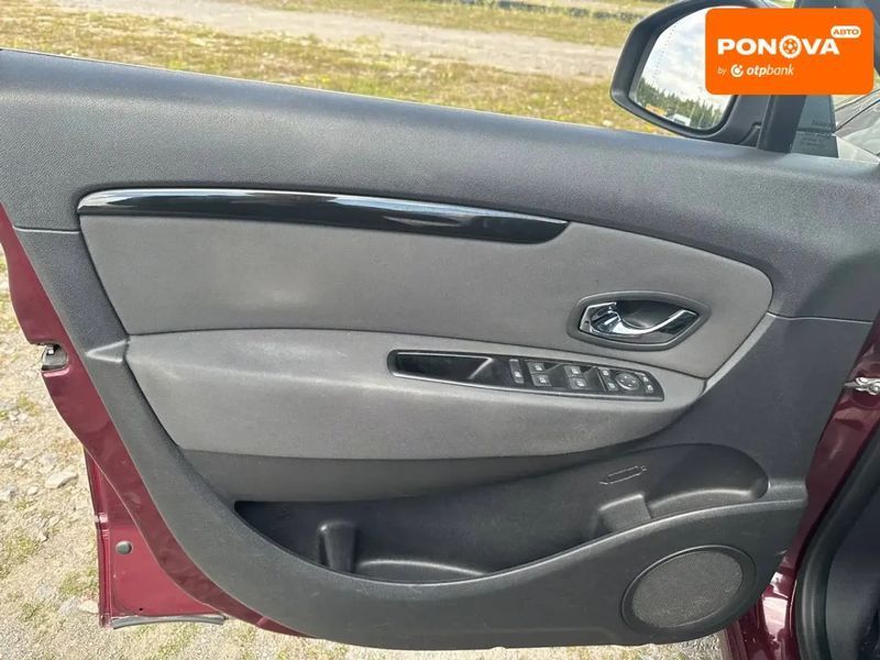 Renault Scenic, 2013 р., Дизель, 228 тис. км, Мінівен, Червоний, Львів AT-10400369 фото