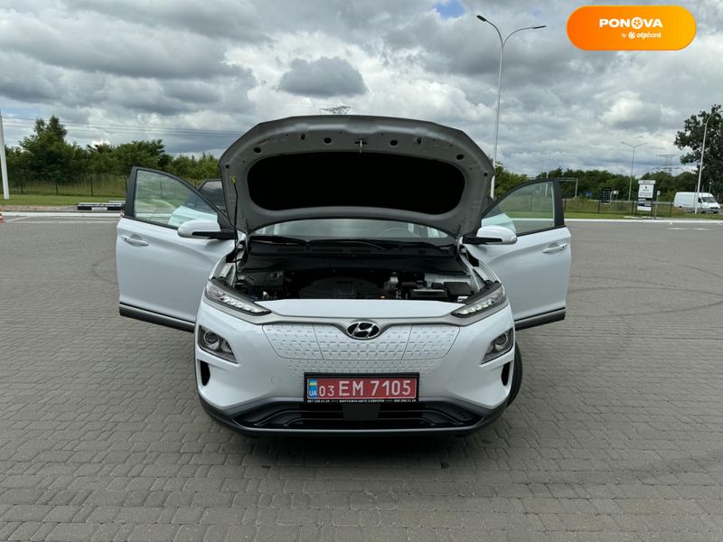 Hyundai Kona Electric, 2021, Електро, 49 тыс. км, Внедорожник / Кроссовер, Белый, Ровно 107121 фото