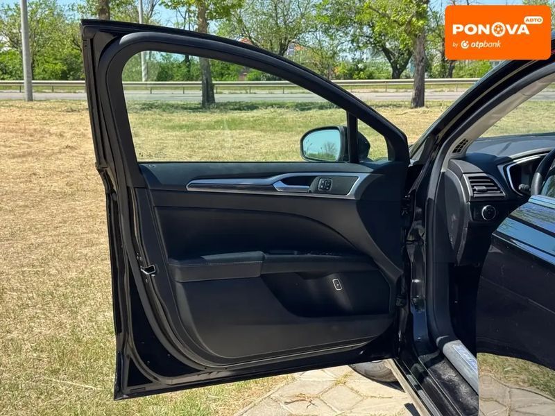 Ford Fusion, 2019 г., Гибрид (PHEV), 15 тыс. км, Седан, Чорный, Николаев AT-10418189 фото