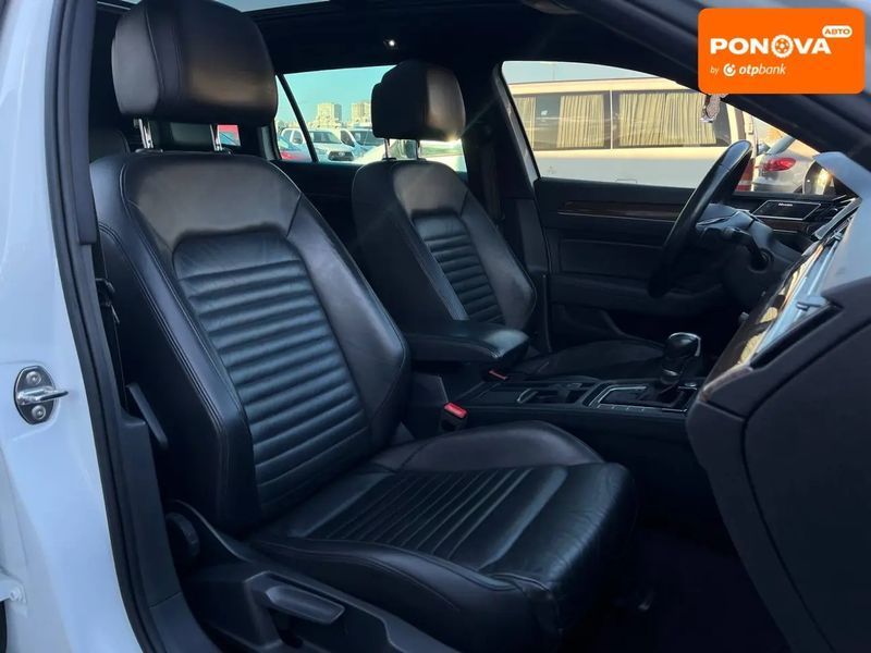 Volkswagen Passat, 2015 р., Дизель, 281 тис. км, Універсал, Київ AT-10416750 фото
