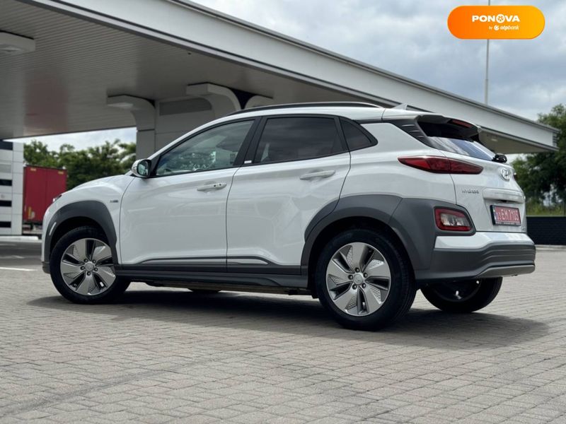 Hyundai Kona Electric, 2021, Електро, 49 тыс. км, Внедорожник / Кроссовер, Белый, Ровно 107121 фото