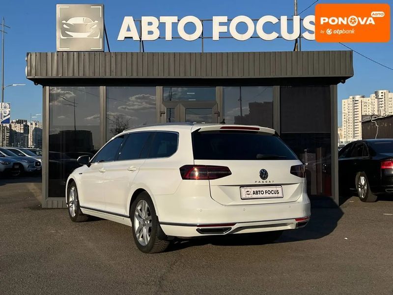Volkswagen Passat, 2015 р., Дизель, 281 тис. км, Універсал, Київ AT-10416750 фото
