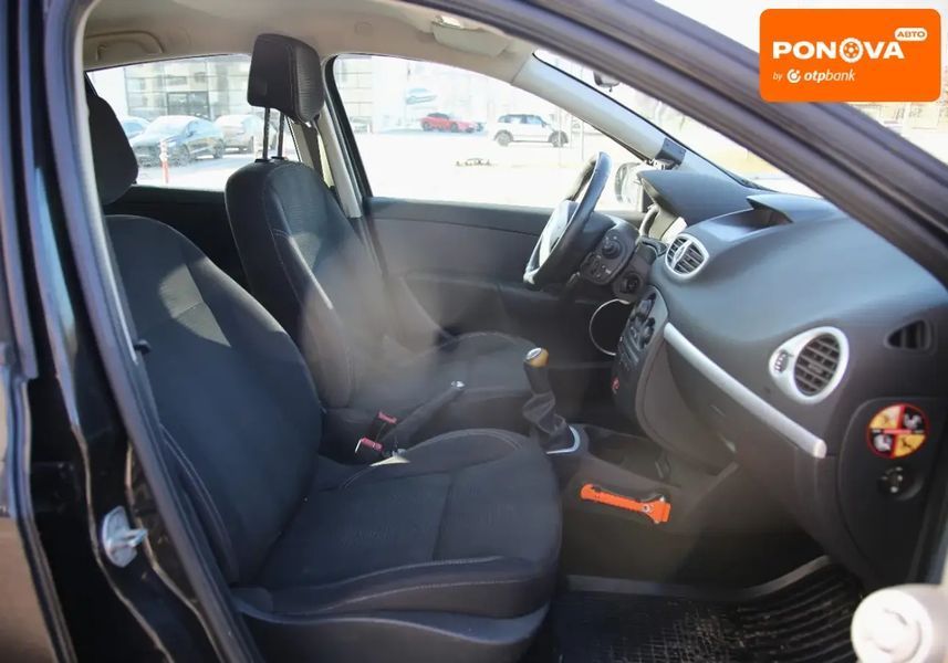 Renault Clio, 2010 р., Бензин, 241 тис. км, Хетчбек, Чорний, Харків AT-10411925 фото