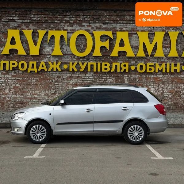 Skoda Fabia, 2010 р., Бензин, 207 тис. км, Хетчбек, Сірий, Дніпро (Дніпропетровськ) AT-10416406 фото