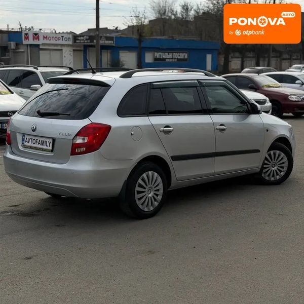 Skoda Fabia, 2010 р., Бензин, 207 тис. км, Хетчбек, Сірий, Дніпро (Дніпропетровськ) AT-10416406 фото