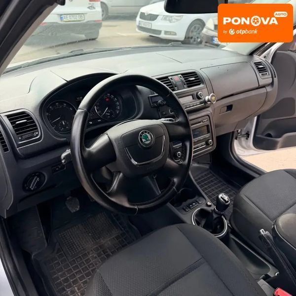 Skoda Fabia, 2010 р., Бензин, 207 тис. км, Хетчбек, Сірий, Дніпро (Дніпропетровськ) AT-10416406 фото