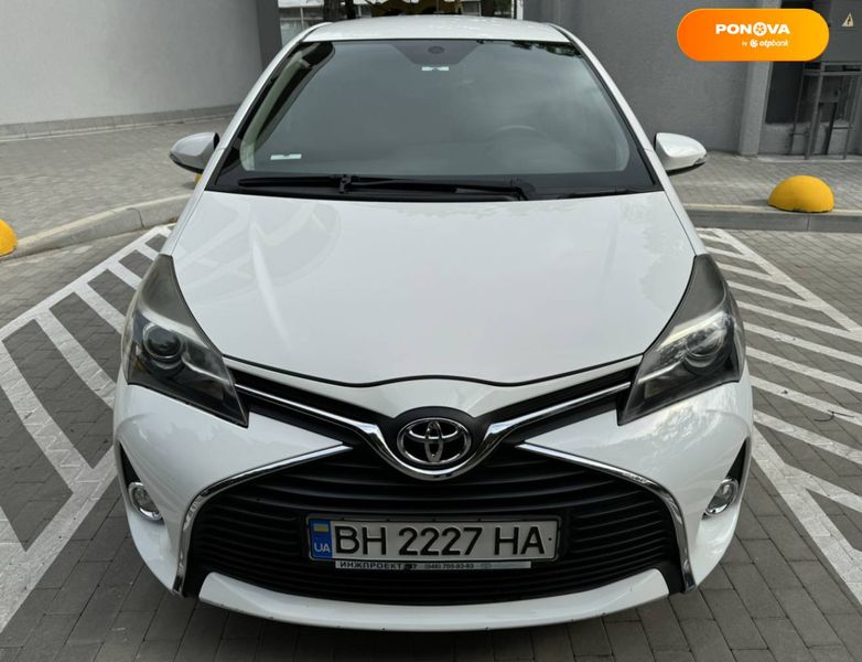 Toyota Yaris, 2015, Бензин, 1.33 л., 72 тис. км, Хетчбек, Білий, Одеса Cars-Pr-54082 фото