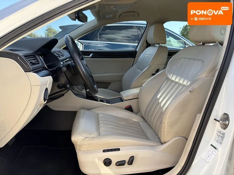 Skoda Superb, 2022 г., Дизель, 182 тыс. км, Универсал, Белый, Сопошин AT-10428727 фото