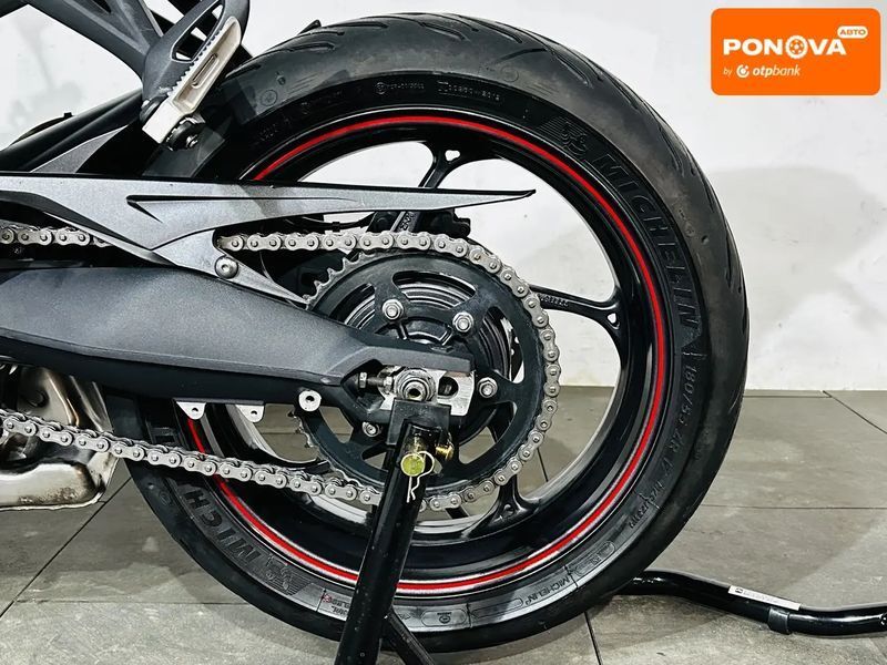 Triumph Street Triple 675, 2014 р., Бензин, 39 тис. км, Мотоцикл Без обтікачів (Naked bike), Чорний, Бердичів AT-10422315 фото