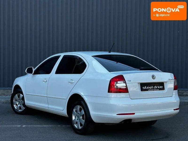 Skoda Octavia, 2011 г., Бензин, 137 тыс. км, Седан, Белый, Николаев AT-10417754 фото
