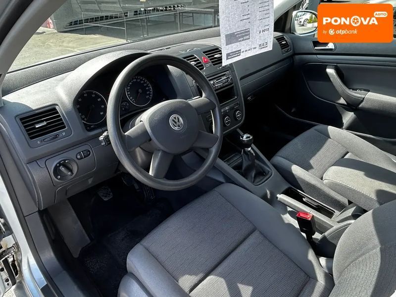 Volkswagen Golf, 2004 р., Бензин, 216 тис. км, Хетчбек, Сірий, Житомир AT-10416996 фото