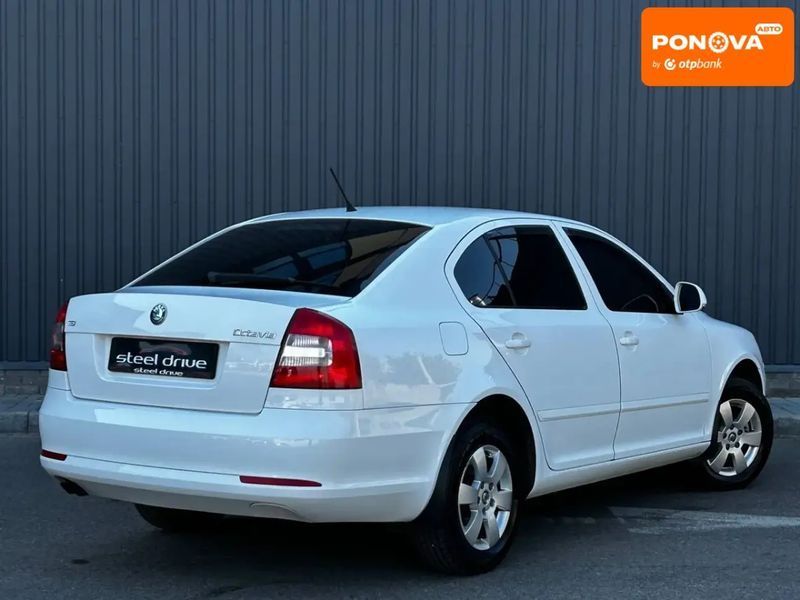 Skoda Octavia, 2011 г., Бензин, 137 тыс. км, Седан, Белый, Николаев AT-10417754 фото
