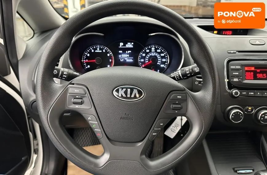 Kia Forte, 2016 р., Бензин, 57 тис. км, Хетчбек, Білий, Київ AT-10421787 фото