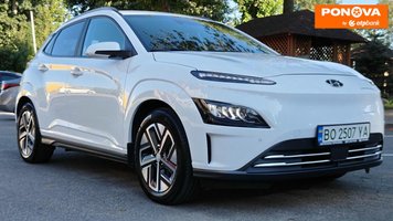 Hyundai Kona Electric, 2022, Електро, 16 тис. км, Позашляховик / Кросовер, Білий, Тернопіль Cars-Pr-277406 фото