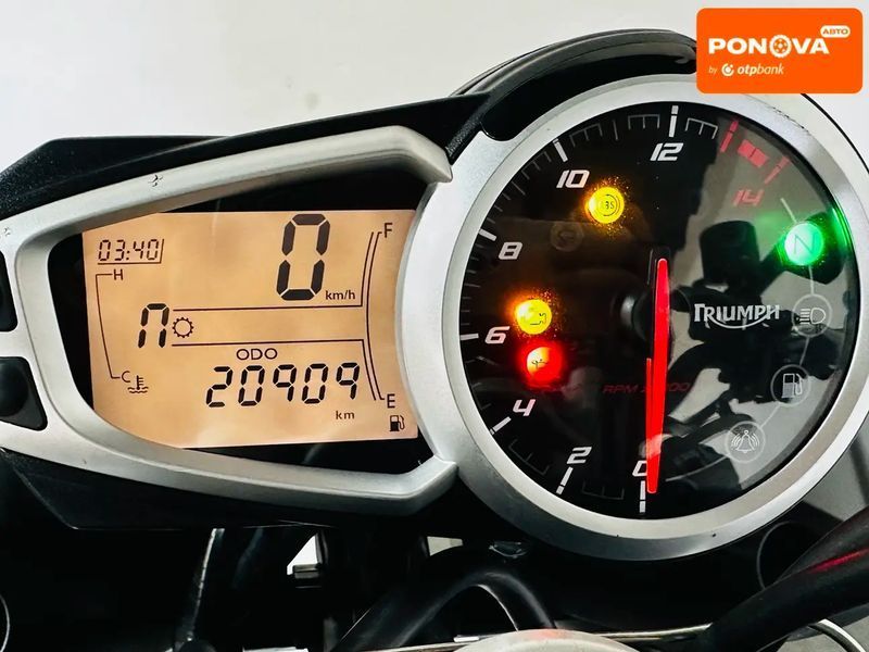 Triumph Street Triple 675, 2014 р., Бензин, 21 тис. км, Мотоцикл Без обтікачів (Naked bike), Білий, Бердичів AT-10422307 фото