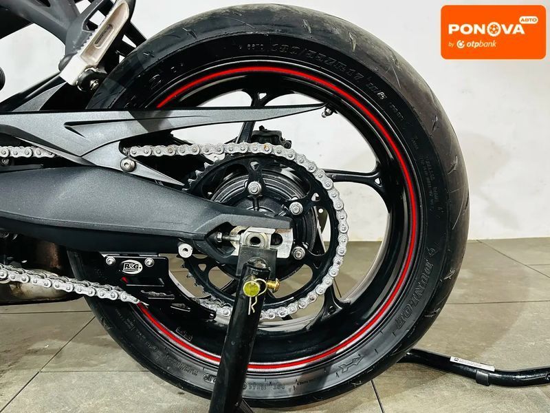Triumph Street Triple 675, 2014 р., Бензин, 21 тис. км, Мотоцикл Без обтікачів (Naked bike), Білий, Бердичів AT-10422307 фото