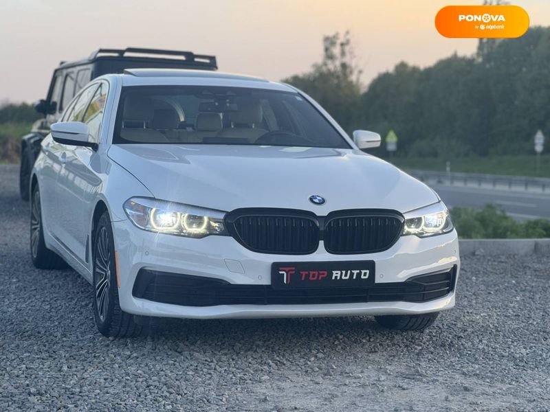 BMW 5 Series, 2019, Бензин, 2 л., 96 тис. км, Седан, Білий, Львів 44778 фото