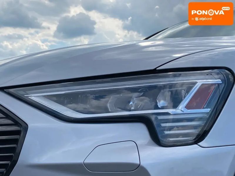 Audi e-tron, 2020 г., Електро, 120 тыс. км, Внедорожник / Кроссовер, Серый, Львов AT-10420011 фото