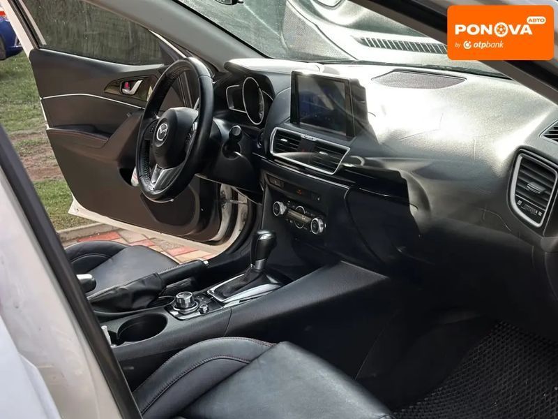 Mazda 3, 2015 г., Бензин, 255 тыс. км, Седан, Белый, Днепр (Днепропетровск) AT-10415314 фото