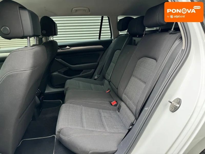 Volkswagen Passat, 2019 р., Дизель, 247 тис. км, Універсал, Київ AT-10417991 фото