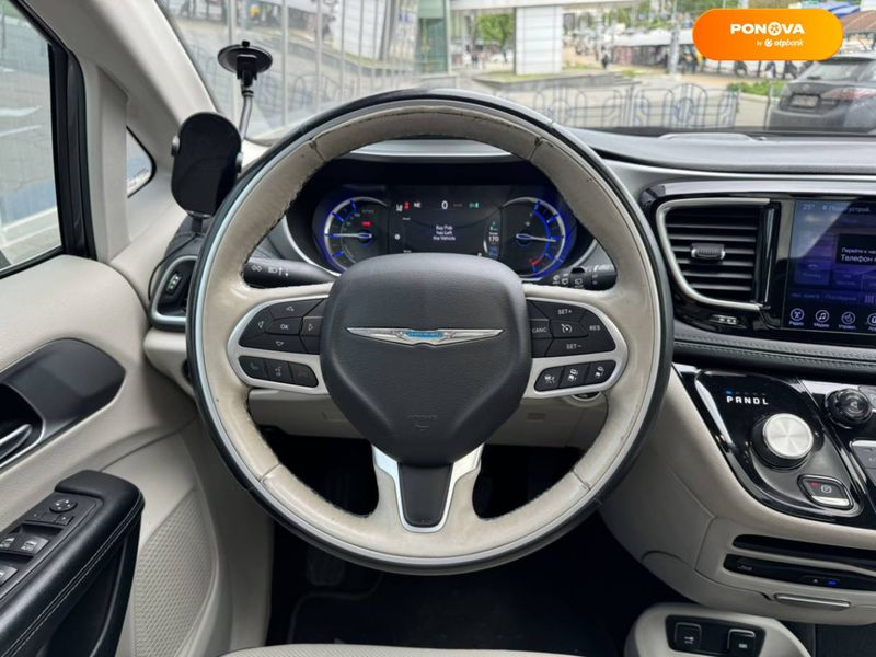 Chrysler Pacifica, 2017, Гибрид (HEV), 3.61 л., 166 тыс. км, Минивен, Серый, Киев 51764 фото