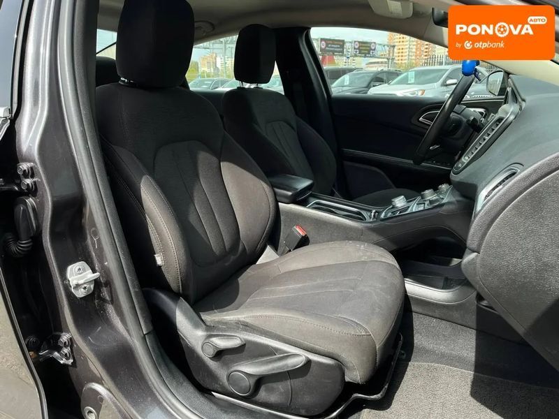 Chrysler 200, 2015 р., Бензин, 181 тис. км, Седан, Київ AT-10416588 фото