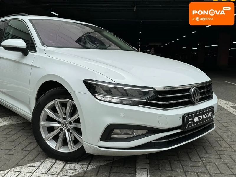 Volkswagen Passat, 2019 р., Дизель, 247 тис. км, Універсал, Київ AT-10417991 фото