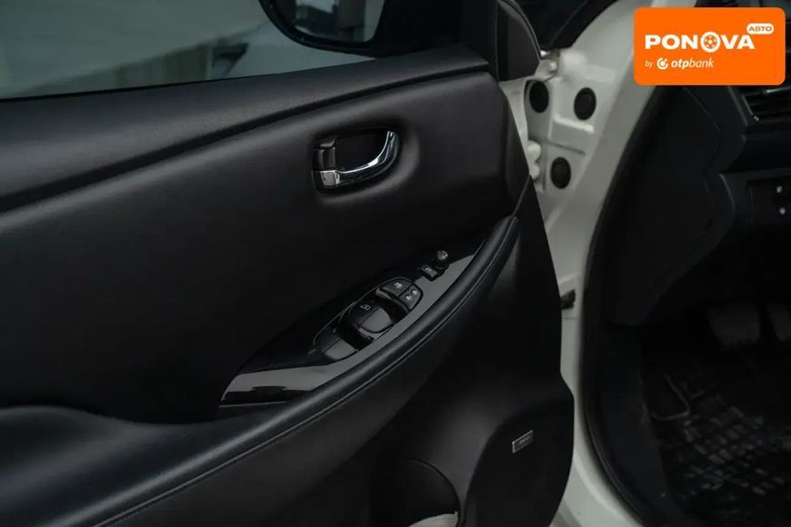 Nissan Leaf, 2018 г., Електро, 109 тыс. км, Хетчбек, Белый, Черновцы AT-10406103 фото