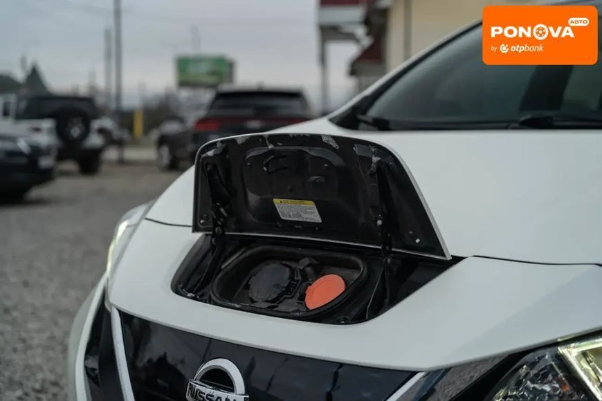 Nissan Leaf, 2018 г., Електро, 109 тыс. км, Хетчбек, Белый, Черновцы AT-10406103 фото