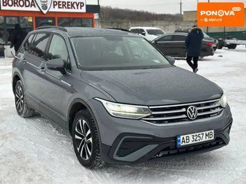 Volkswagen Tiguan, 2023 р., Бензин, 62 тис. км, Позашляховик / Кросовер, Сірий, Вінниця AT-10408736 фото