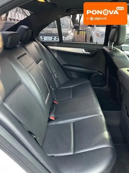 Mercedes-Benz C-Class, 2013 г., Бензин, 167 тыс. км, Седан, Белый, Днепр (Днепропетровск) AT-10414782 фото