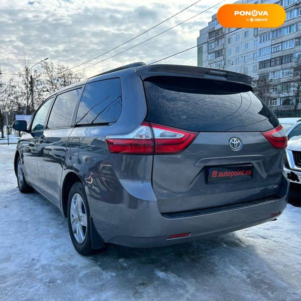 Toyota Sienna, 2017, Бензин, 3.46 л., 170 тис. км, Мінівен, Сірий, Суми 22921 фото