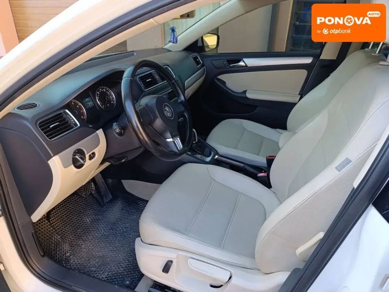 Volkswagen Jetta, 2013 р., Бензин, 125 тис. км, Седан, Білий, Івано-Франківськ AT-10400562 фото