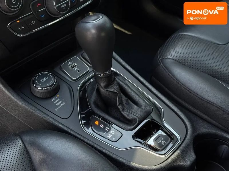 Jeep Cherokee, 2020 р., Бензин, 155 тис. км, Позашляховик / Кросовер, Сірий, Рівне AT-10418093 фото