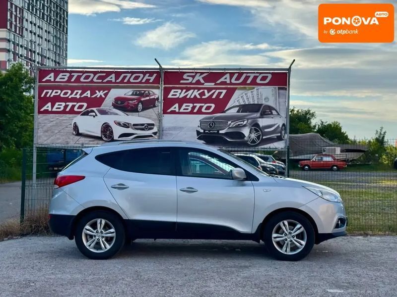 Hyundai ix35, 2012 р., Дизель, 131 тис. км, Хетчбек, Сірий, Київ AT-10418535 фото