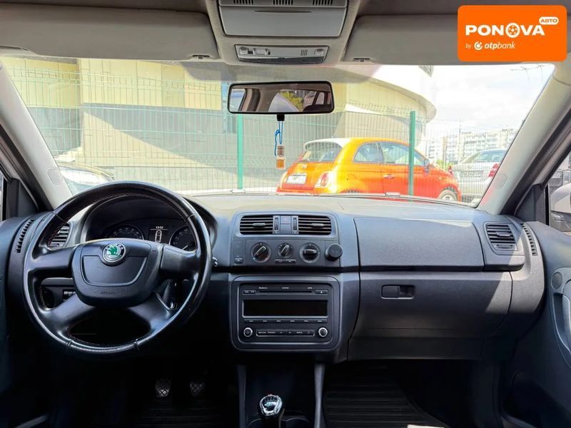 Skoda Fabia, 2011 р., Дизель, 232 тис. км, Універсал, Київ AT-10418352 фото