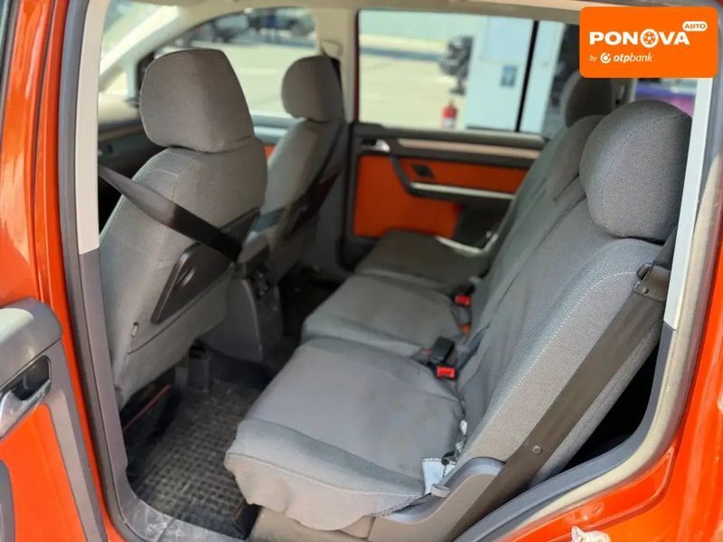 Volkswagen Touran, 2007 р., Бензин, 109 тис. км, Мінівен, Помаранчевий, Дніпро (Дніпропетровськ) AT-10424911 фото