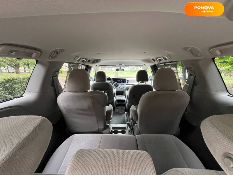 Toyota Sienna, 2017, Бензин, 3.46 л., 185 тис. км, Мінівен, Сірий, Миколаїв 106840 фото