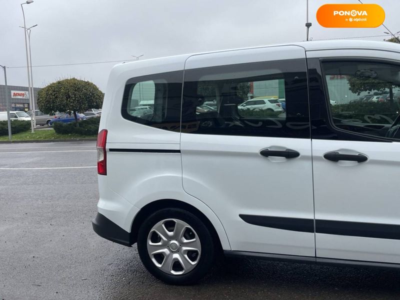 Ford Tourneo Courier, 2019, Бензин, 64 тис. км, Мінівен, Білий, Мукачево 11030 фото