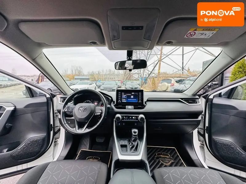 Toyota RAV4, 2021 р., Бензин, 95 тис. км, Позашляховик / Кросовер, Білий, Харків AT-10405036 фото
