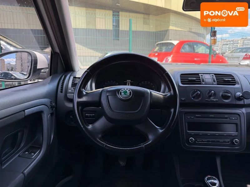 Skoda Fabia, 2011 р., Дизель, 232 тис. км, Універсал, Київ AT-10418352 фото