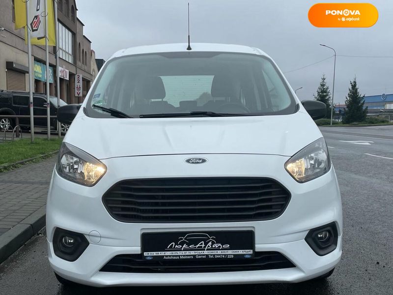 Ford Tourneo Courier, 2019, Бензин, 64 тис. км, Мінівен, Білий, Мукачево 11030 фото