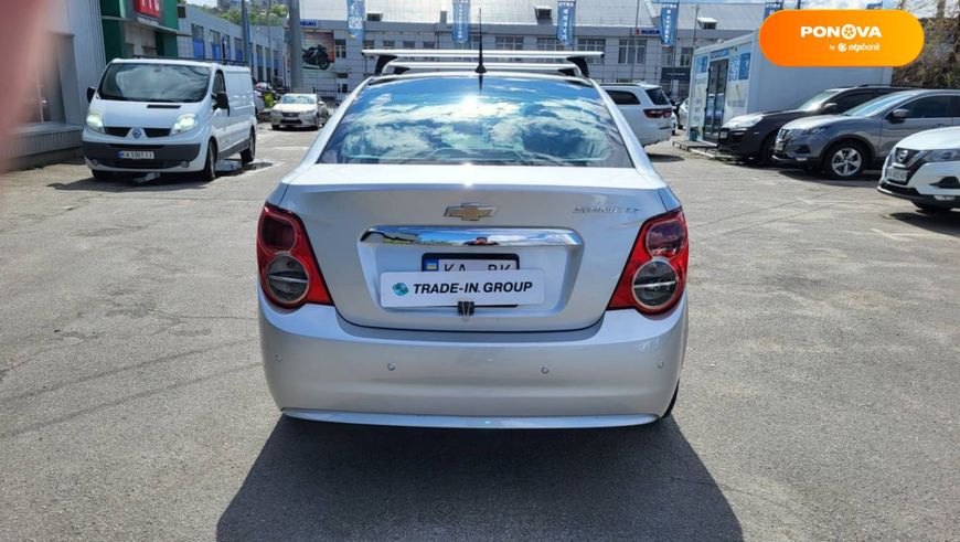 Chevrolet Sonic, 2014, Бензин, 1.8 л., 198 тис. км, Седан, Сірий, Київ 35918 фото