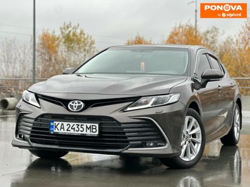 Toyota Camry, 2023, Бензин, 2.49 л., 39 тис. км, Седан, Коричневий, Київ 280784 фото