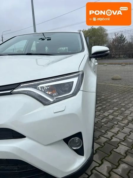 Toyota RAV4, 2017 р., Гібрид (HEV), 71 тис. км, Позашляховик / Кросовер, Білий, Луцьк AT-10405369 фото