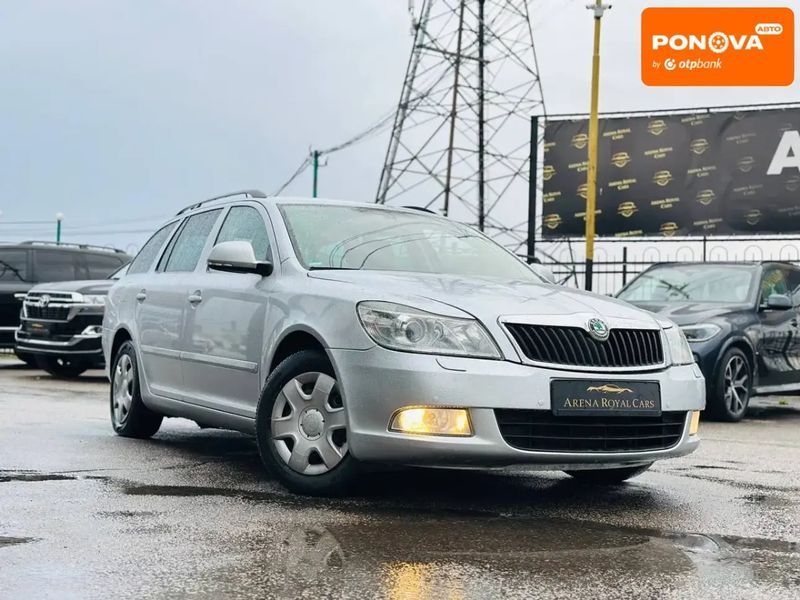 Skoda Octavia, 2012 г., Газ пропан-бутан / Бензин, 201 тыс. км, Седан, Белый, Харьков AT-10404102 фото