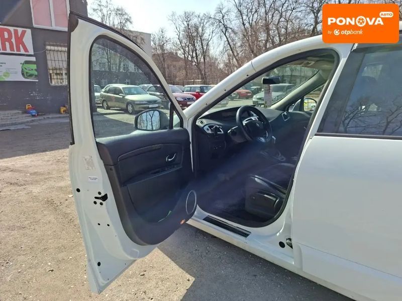 Renault Grand Scenic, 2010 р., Бензин, 251 тис. км, Мінівен, Білий, Кам'янське (Дніпродзержинськ) AT-10412967 фото