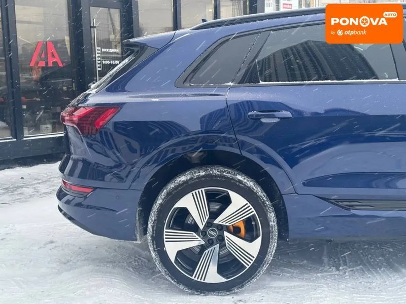 Audi e-tron, 2022 р., Електро, 53 тис. км, Позашляховик / Кросовер, Синій, Київ AT-10409800 фото