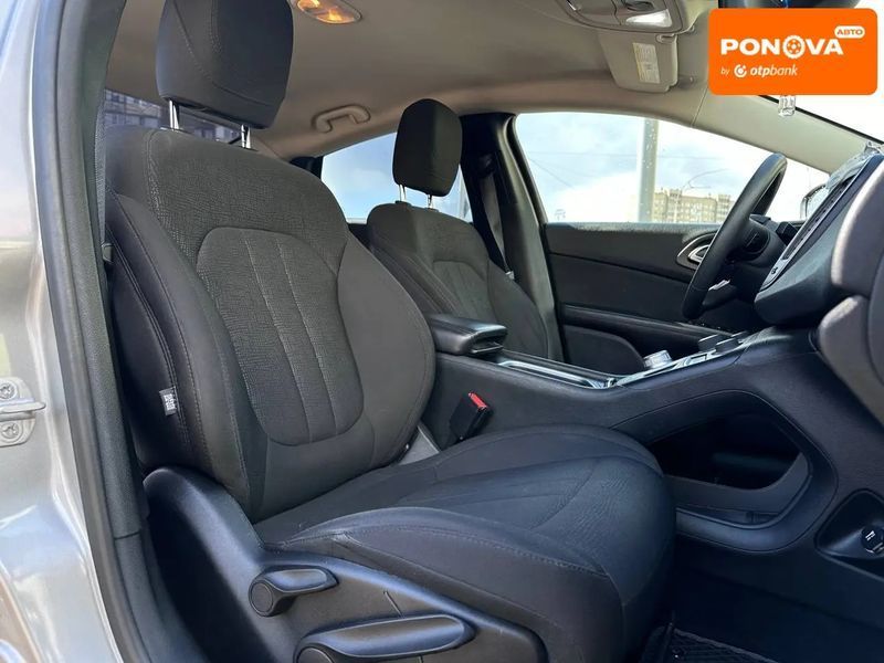Chrysler 200, 2015 р., Бензин, 193 тис. км, Седан, Київ AT-10416141 фото