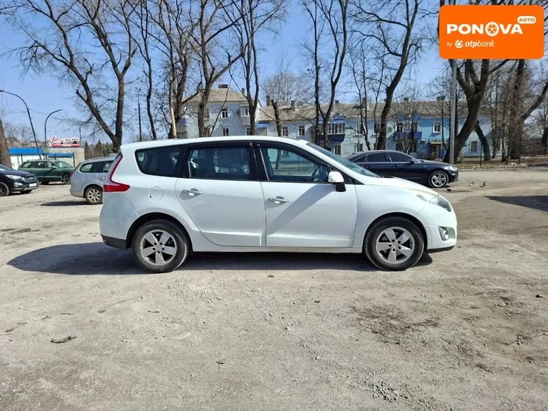 Renault Grand Scenic, 2010 р., Бензин, 251 тис. км, Мінівен, Білий, Кам'янське (Дніпродзержинськ) AT-10412967 фото